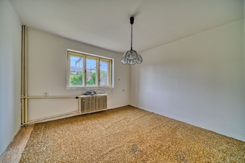 pokoj v přízemí - Prodej domu 87 m², Starý Kolín