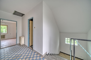 chodba v patře - Prodej domu 87 m², Starý Kolín