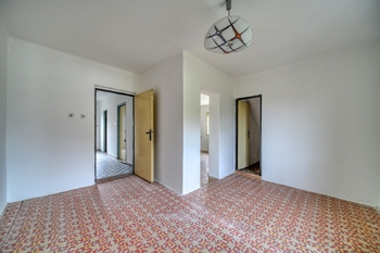 pokoj pokoj v patře - Prodej domu 87 m², Starý Kolín