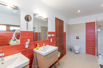 Prodej domu 301 m², Beroun