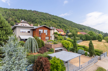 Prodej domu 301 m², Beroun