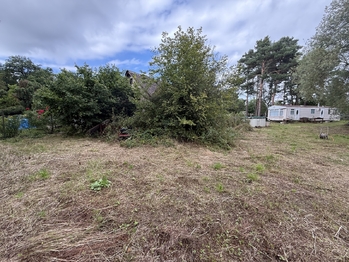 Prodej pozemku 1991 m², Líšnice