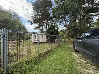 Prodej pozemku 1991 m², Líšnice