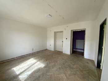 Prodej bytu 2+1 v osobním vlastnictví 53 m², Oloví