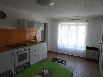 Prodej domu 80 m², Výrovice