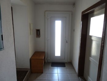 Prodej domu 80 m², Výrovice