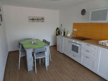 Prodej domu 80 m², Výrovice