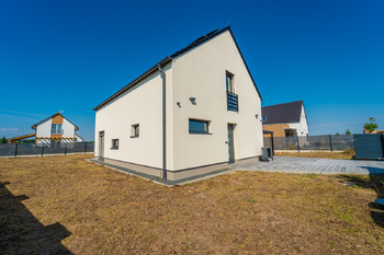 Prodej domu 151 m², Choťánky