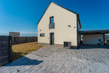 Prodej domu 151 m², Choťánky