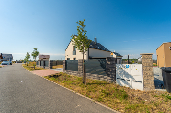 Prodej domu 151 m², Choťánky