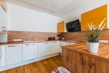 Kuchyňský kout - Pronájem bytu 3+kk v osobním vlastnictví 75 m², Praha 9 - Čakovice