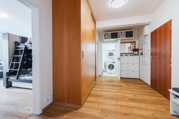 Chodba  - Pronájem bytu 3+kk v osobním vlastnictví 75 m², Praha 9 - Čakovice