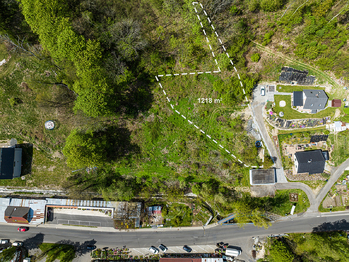 Prodej pozemku 1218 m², Petrovice