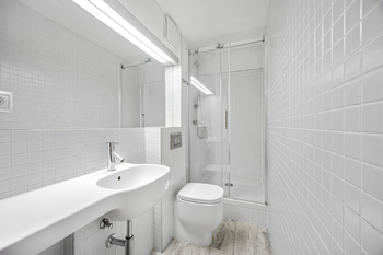 Pronájem bytu 1+kk v osobním vlastnictví 40 m², Praha 8 - Libeň