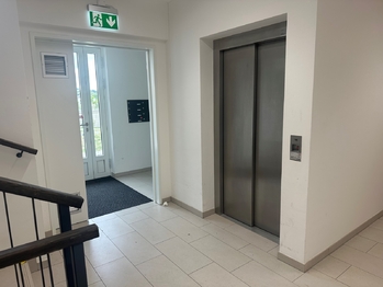 Pronájem bytu 3+kk v osobním vlastnictví 95 m², Praha 5 - Lipence