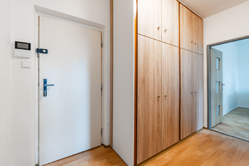 Prodej bytu 2+1 v družstevním vlastnictví 52 m², Praha 10 - Záběhlice