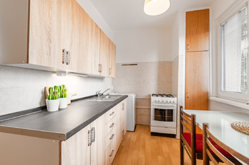 Prodej bytu 2+1 v družstevním vlastnictví 52 m², Praha 10 - Záběhlice