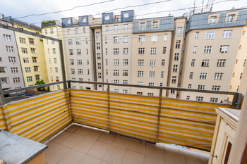 Prodej bytu 4+1 v osobním vlastnictví 175 m², Praha 7 - Holešovice