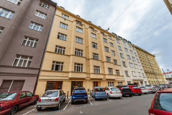 Prodej bytu 4+1 v osobním vlastnictví 175 m², Praha 7 - Holešovice
