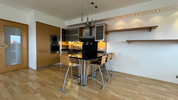 Pronájem bytu 3+kk v osobním vlastnictví 79 m², Praha 10 - Štěrboholy