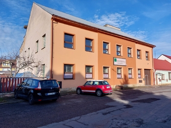 Prodej výrobních prostor 1161 m², Nechanice