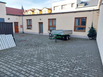 Prodej výrobních prostor 1161 m², Nechanice
