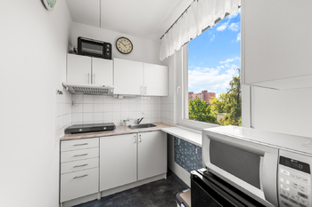 Pronájem bytu 1+1 v osobním vlastnictví 29 m², Praha 8 - Troja