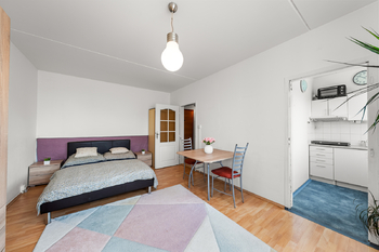 Pronájem bytu 1+1 v osobním vlastnictví 29 m², Praha 8 - Troja