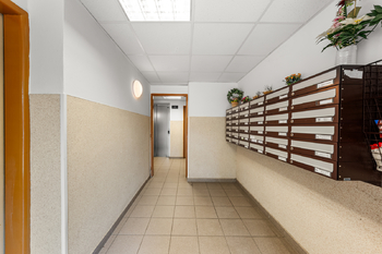 Pronájem bytu 1+1 v osobním vlastnictví 29 m², Praha 8 - Troja