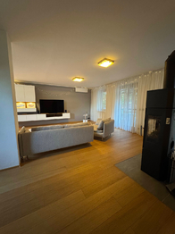 Pronájem domu 220 m², Ohrobec