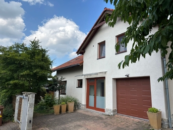 Pronájem domu 220 m², Ohrobec