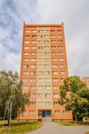 +420 778 750 999 | www.remax-centrum.cz | petr.sonnenschein@re-max.cz | prodej bytu Ostrava - Prodej bytu 2+1 v osobním vlastnictví 53 m², Ostrava