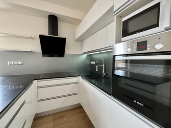 Pronájem bytu 4+kk v osobním vlastnictví 105 m², Praha 10 - Horní Měcholupy