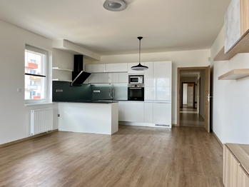 Pronájem bytu 4+kk v osobním vlastnictví 105 m², Praha 10 - Horní Měcholupy