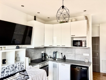 Pronájem bytu 2+kk v osobním vlastnictví 39 m², Praha 9 - Kbely