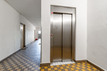 Prodej bytu 1+kk v osobním vlastnictví 27 m², Praha 4 - Braník
