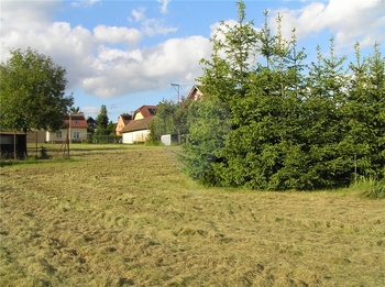 Prodej pozemku 1492 m², Lnáře