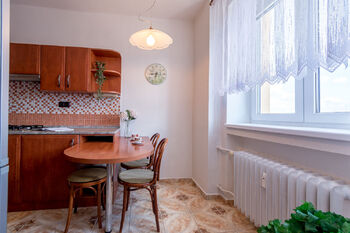 Pronájem bytu 2+1 v družstevním vlastnictví 62 m², Hradec Králové