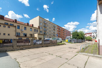 Pronájem bytu 2+1 v družstevním vlastnictví 62 m², Hradec Králové