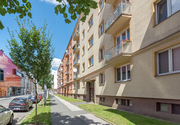 Pronájem bytu 2+1 v družstevním vlastnictví 62 m², Hradec Králové