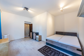 Pronájem bytu 2+kk v osobním vlastnictví 65 m², Praha 7 - Holešovice
