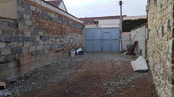Parkování - Prodej skladovacích prostor 153 m², Kladno