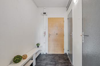 Prodej bytu 2+kk v osobním vlastnictví 43 m², Praha 9 - Hloubětín