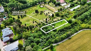 Prodej pozemku 1010 m², Říčany