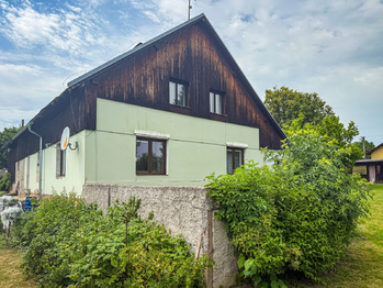 Prodej domu 150 m², Úžice