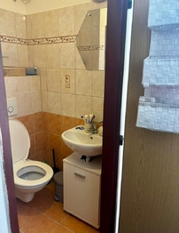 Prodej bytu 1+1 v osobním vlastnictví 33 m², Karlovy Vary