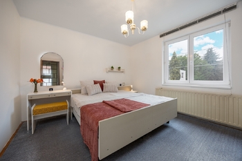 Ložnice 2 v patře - Prodej domu 182 m², Kutná Hora