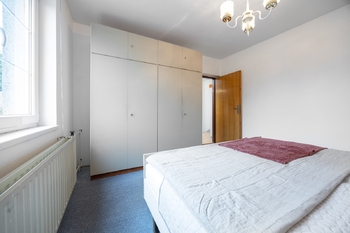 Ložnice 2 v patře - Prodej domu 182 m², Kutná Hora