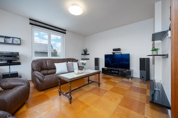 Obývací pokoj - Prodej domu 182 m², Kutná Hora