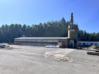 Pronájem výrobních prostor 1100 m², Olešná